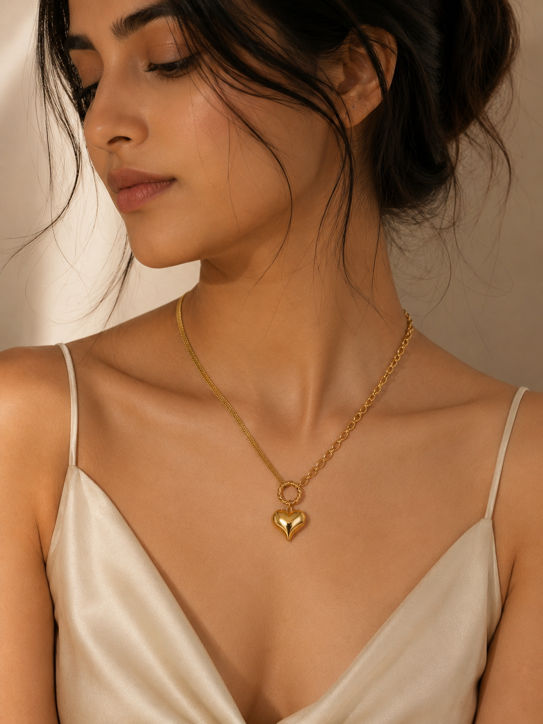 Heartline Necklace