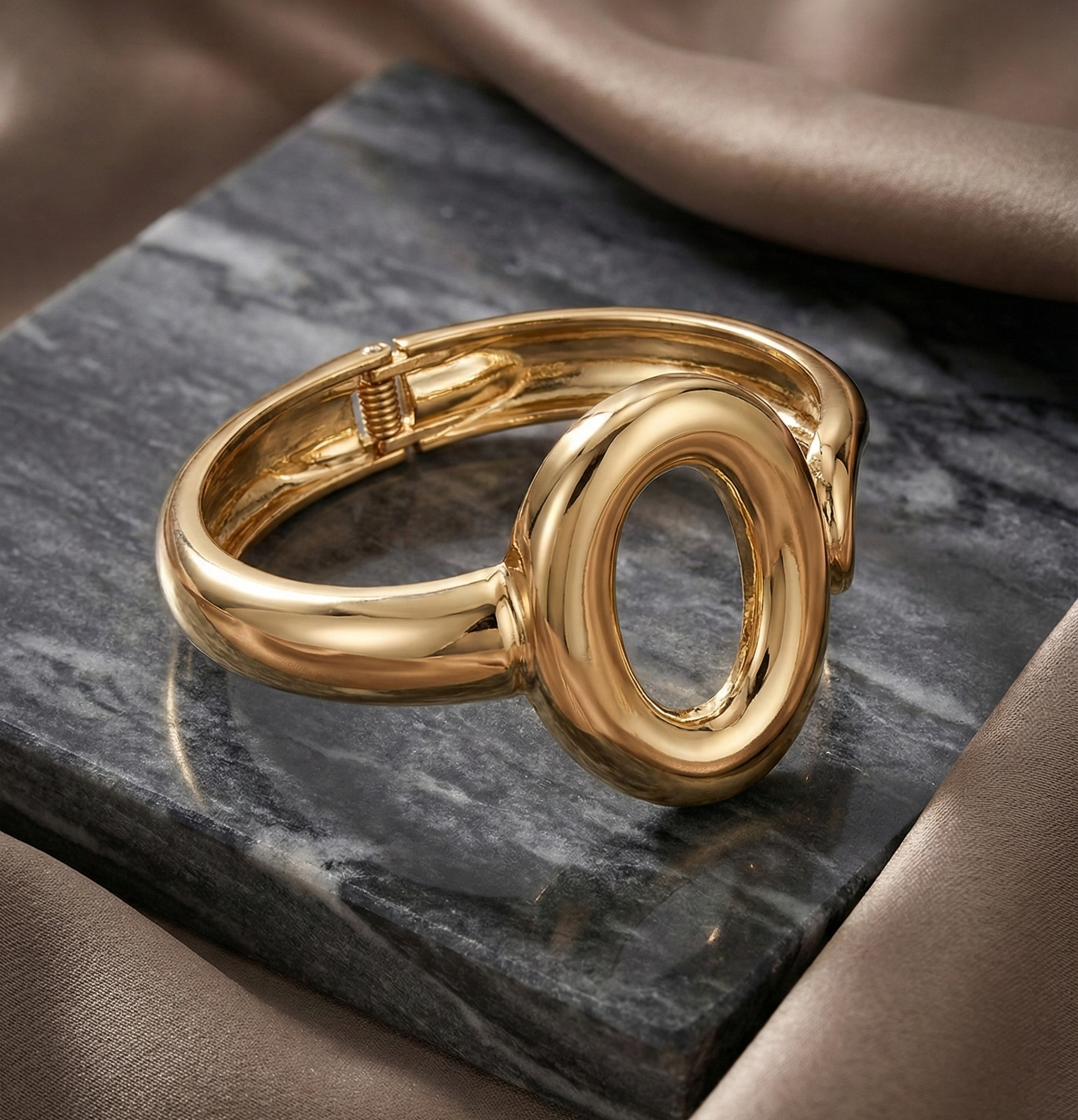Pure Orbit Cuff
