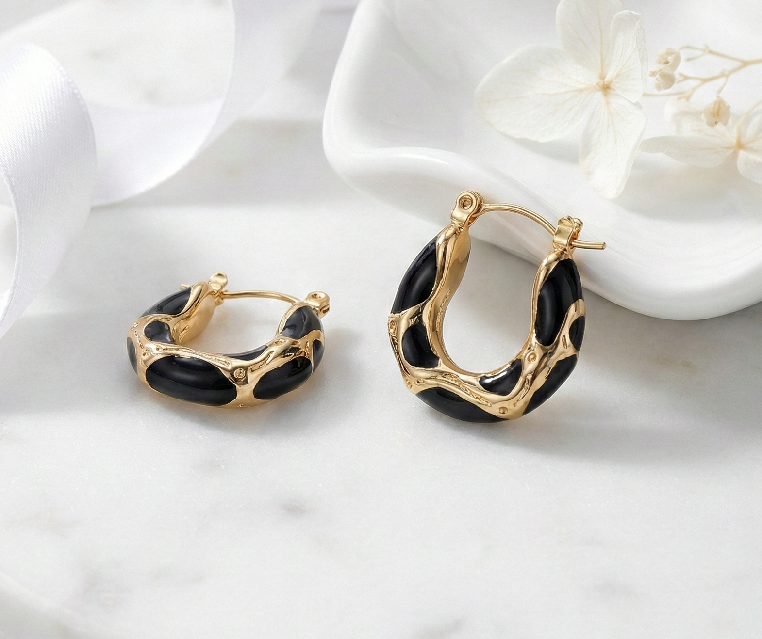 Dark Elegance Hoops