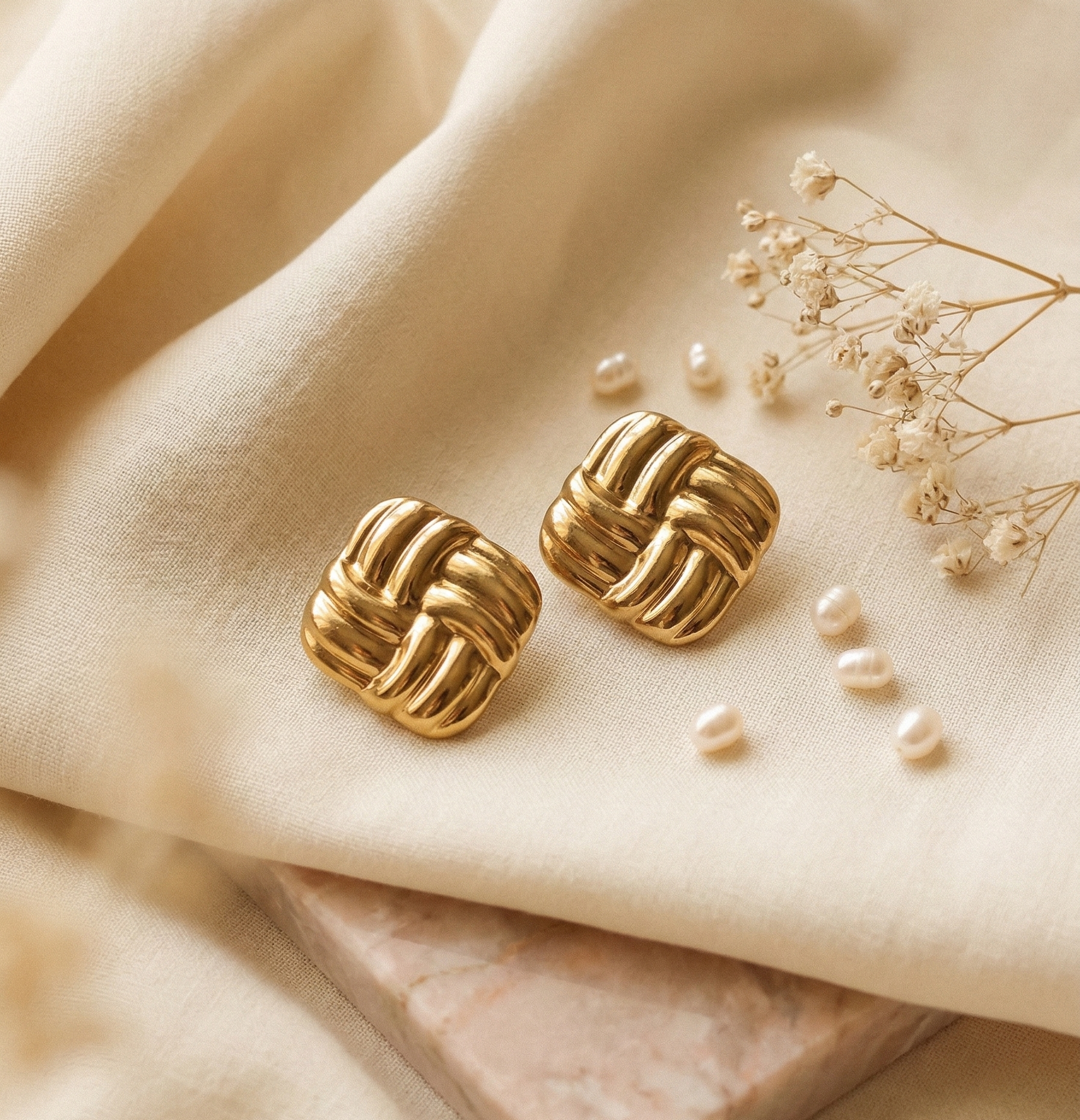 Aurelia Knot Earrings