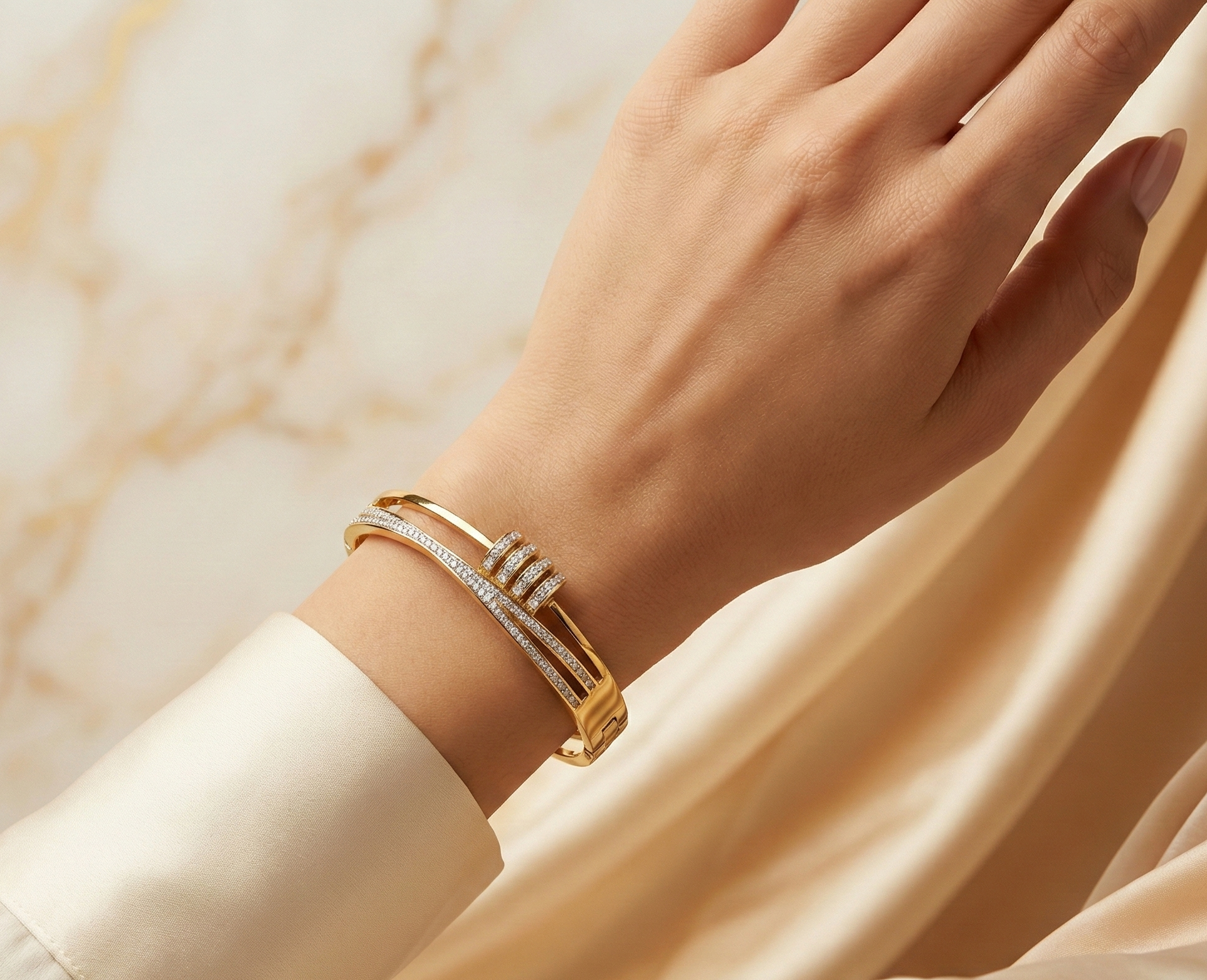 Eterna Spark Cuff
