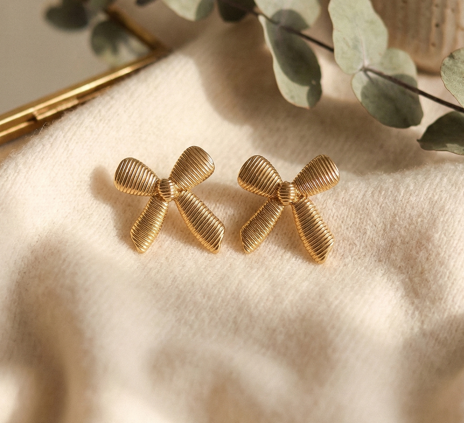 Twirl Bow Earrings