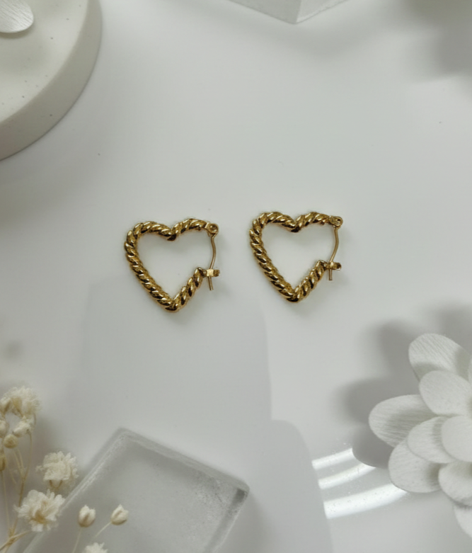 Twisted Love Hoops