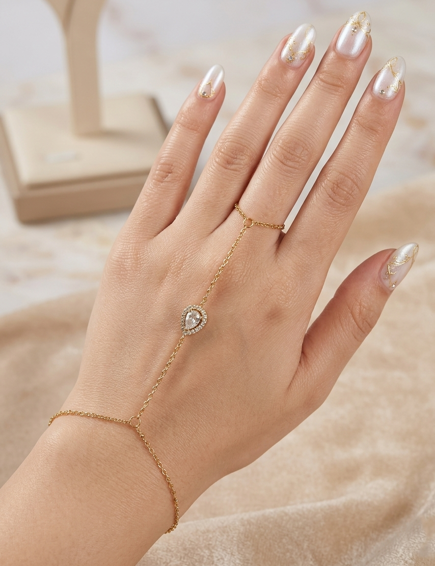 Dewdrop Hand Harness