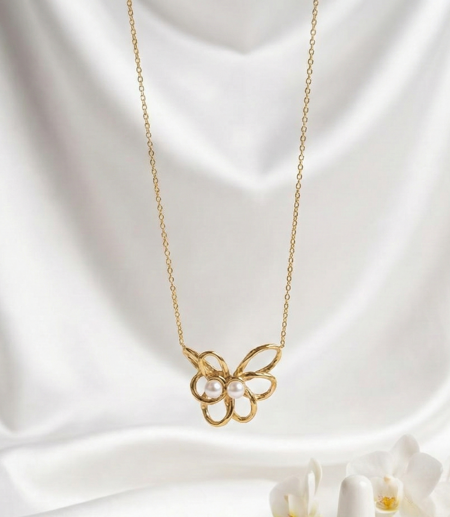 Pearl Petal Necklace