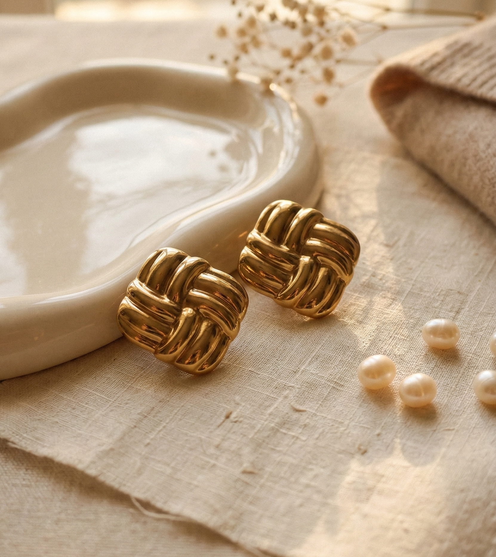 Aurelia Knot Earrings